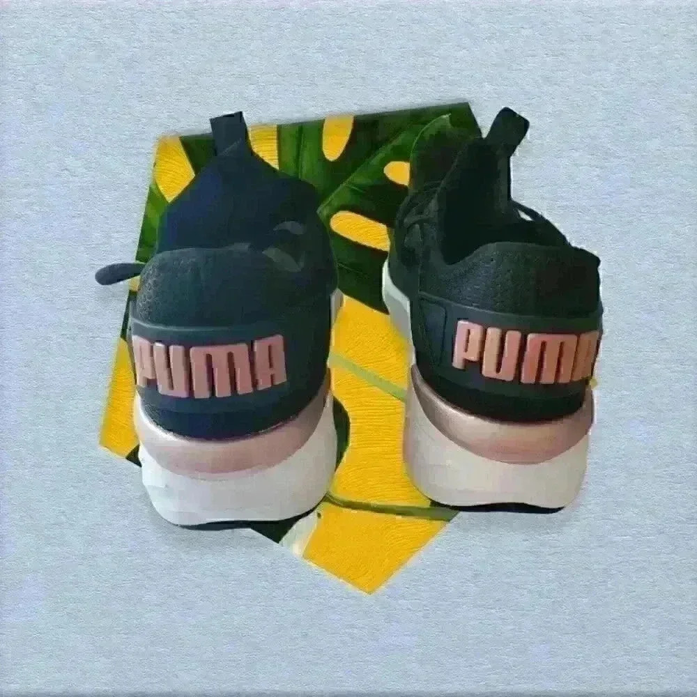 COPY - Puma Amare Women's Sneaker Size 8.5 - Picture 6 of 10